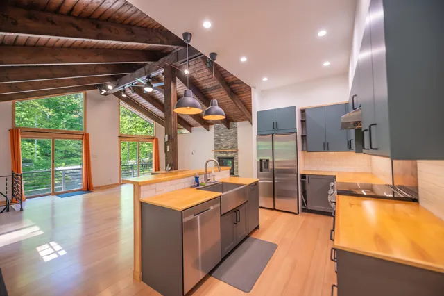 $620,000 | 1375 Sheldon Hill Road, Wardsboro, VT 05360