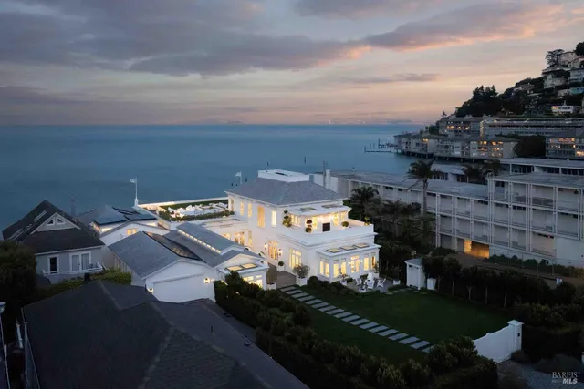 $28,000,000 | 201 Bridgeway, Sausalito, CA 94965