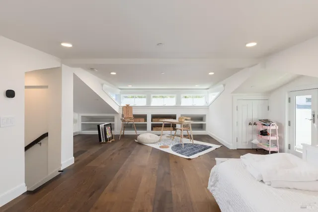 $28,000,000 | 201 Bridgeway, Sausalito, CA 94965