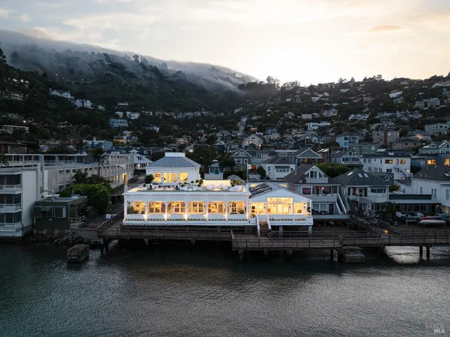 $28,000,000 | 201 Bridgeway, Sausalito, CA 94965