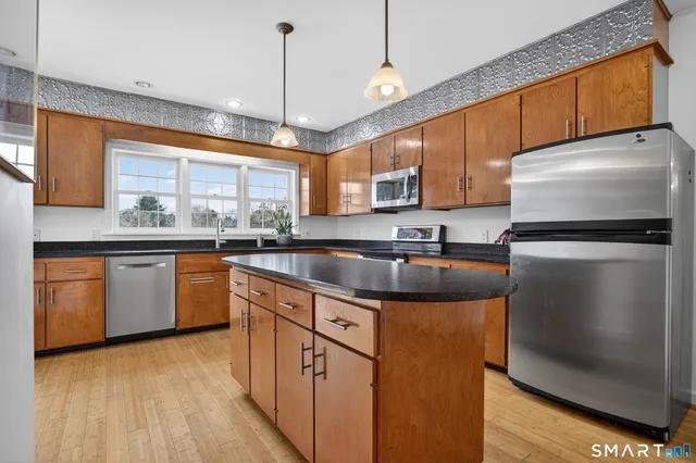 $1,349,000 | 45 Quanaduck Road, Stonington, CT 06378