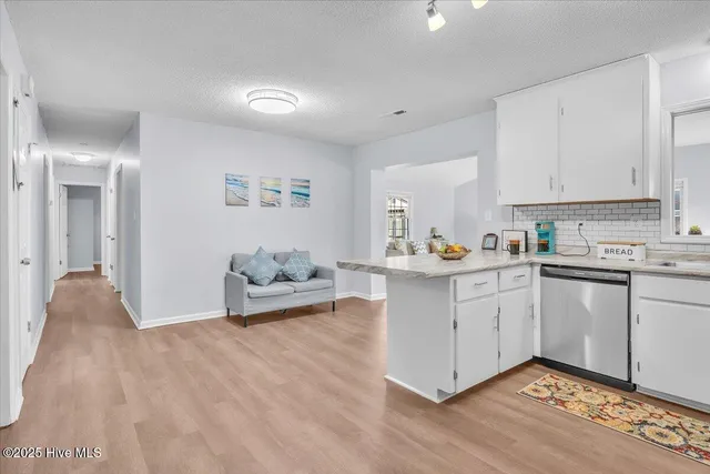 $285,000 | 122 Carolina Circle, Jacksonville, NC 28546