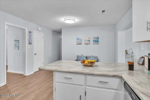 $285,000 | 122 Carolina Circle, Jacksonville, NC 28546