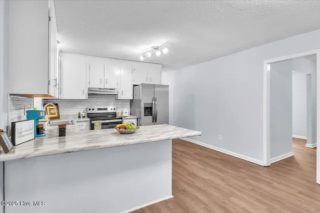 $285,000 | 122 Carolina Circle, Jacksonville, NC 28546