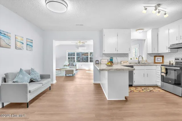 $285,000 | 122 Carolina Circle, Jacksonville, NC 28546