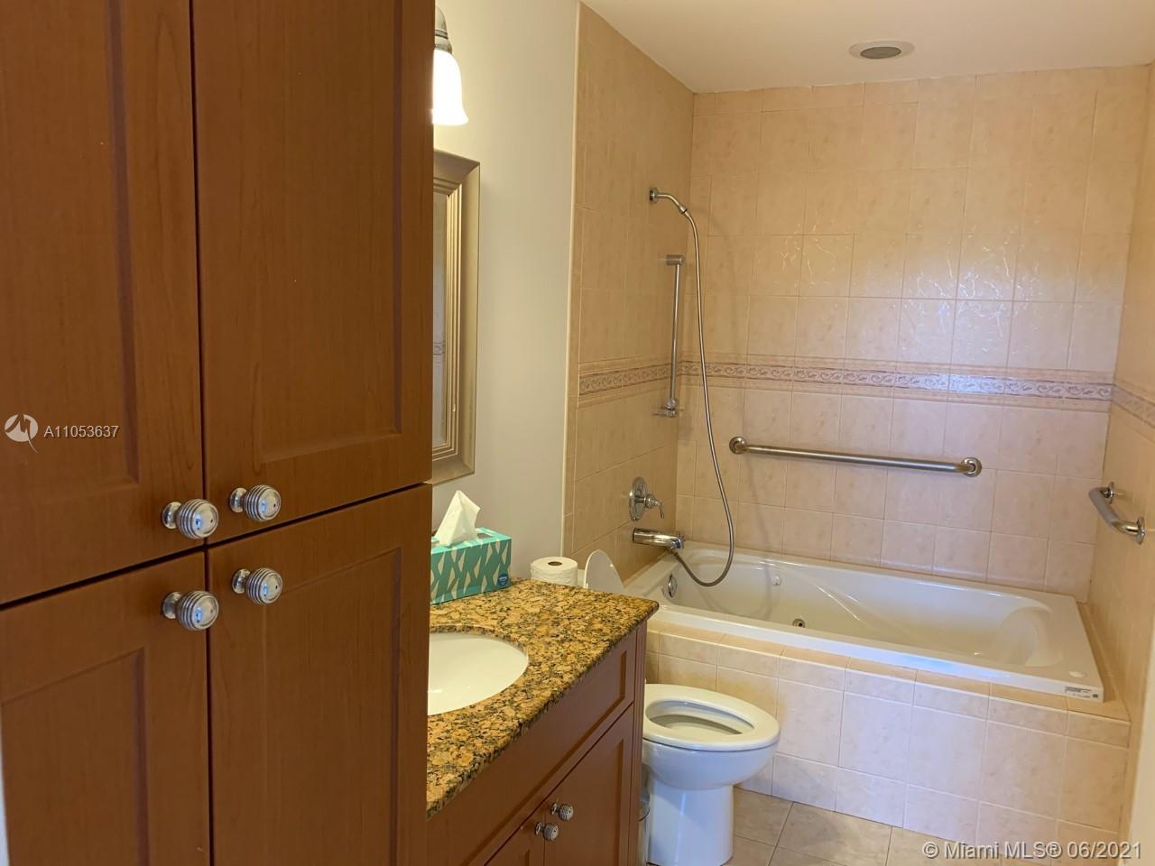 The Waterways Aventura, FL 33180 - Photo 6 of 12