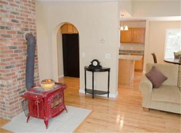 198 Ellis Road Westminster, MA 01473 - Photo 4 of 19 a living room with furniture and wooden floor