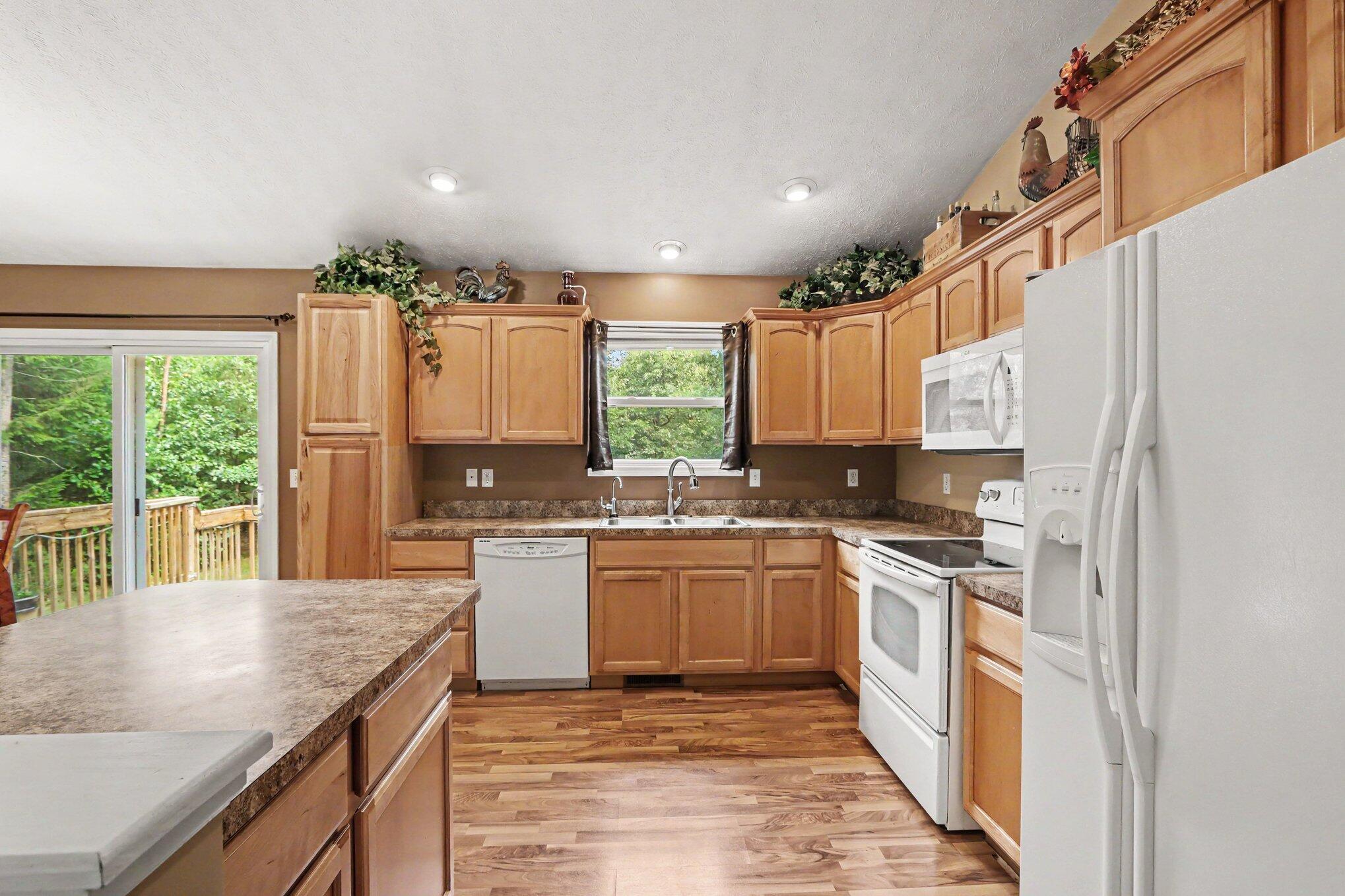 4183 Monroe Road Allegan, MI 49010 - Photo 15 of 26 007_file_2451