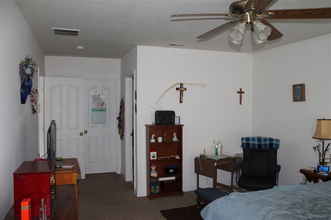 81 Byam Road New Boston, NH 03070 - Photo 23 of 36