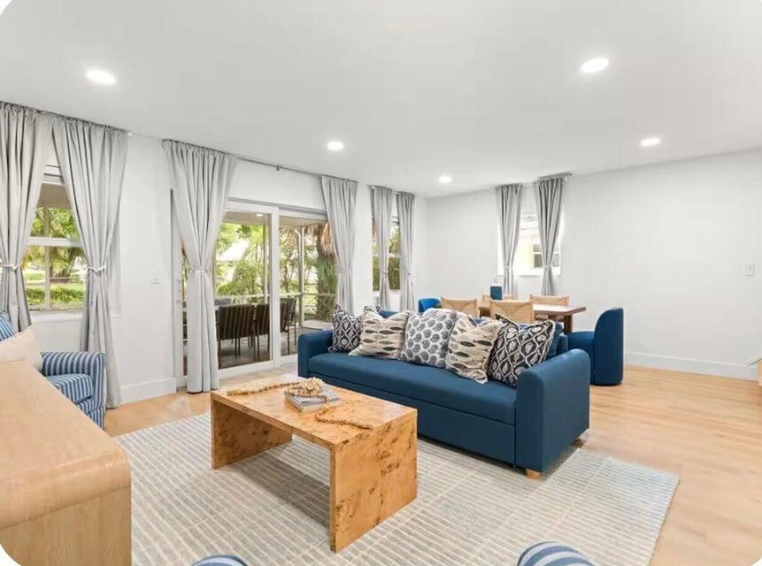 1218 Surf Road Singer Island, FL 33404 - Photo 7 of 32 20260714191425657932000000-o (2)