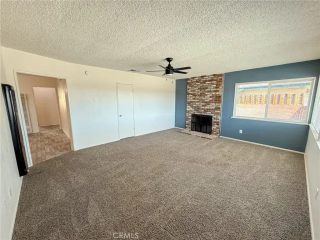 a view of a windows and an empty room