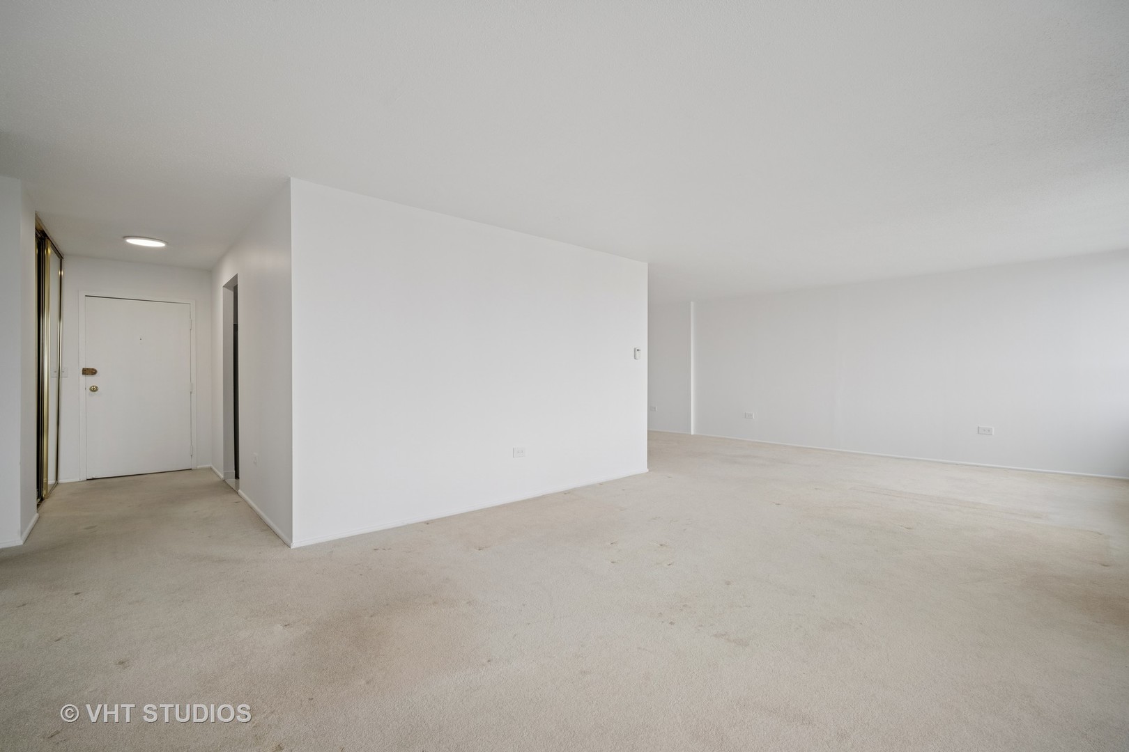 8815 Golf Road, Unit 11D Niles, IL 60714 - Photo 14 of 27 Gallery Image 14