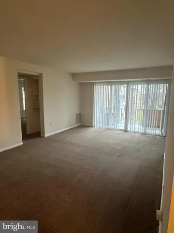 $1,150 | 3827 St Barnabas Road, Unit 3831T, Suitland, MD 20746