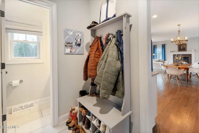 $680,000 | 22 Edinburgh Court, New Scotland, NY 12159