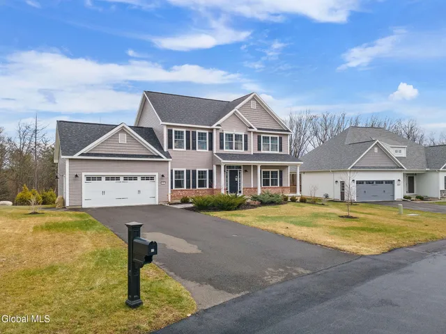 $680,000 | 22 Edinburgh Court, New Scotland, NY 12159