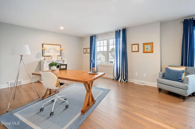 $680,000 | 22 Edinburgh Court, New Scotland, NY 12159