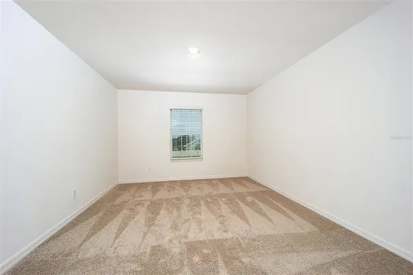 $237,900 | 708 Poppy Lane, Dundee, FL 33838