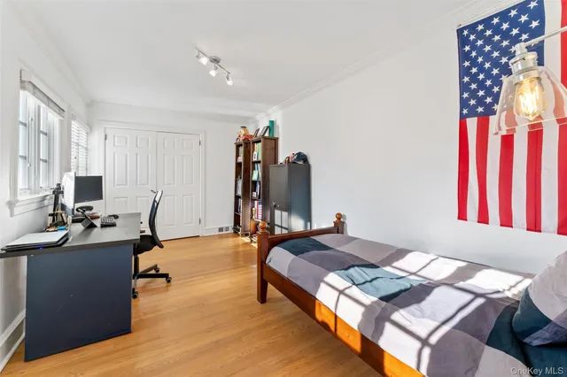 $3,750,000 | 45 Griffen Avenue, Scarsdale, NY 10583