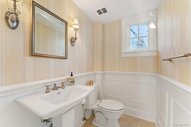 $3,750,000 | 45 Griffen Avenue, Scarsdale, NY 10583