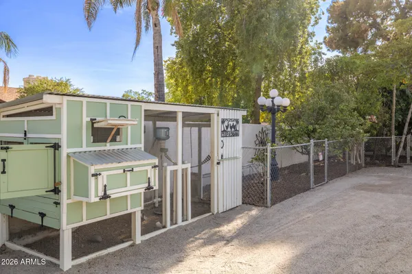 $1,175,000 | 6515 West Villa Theresa Drive, Glendale, AZ 85308