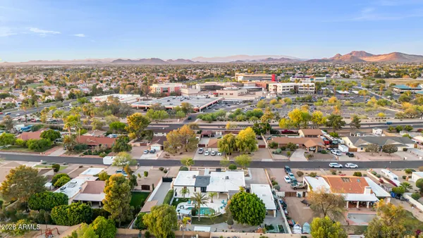 $1,175,000 | 6515 West Villa Theresa Drive, Glendale, AZ 85308