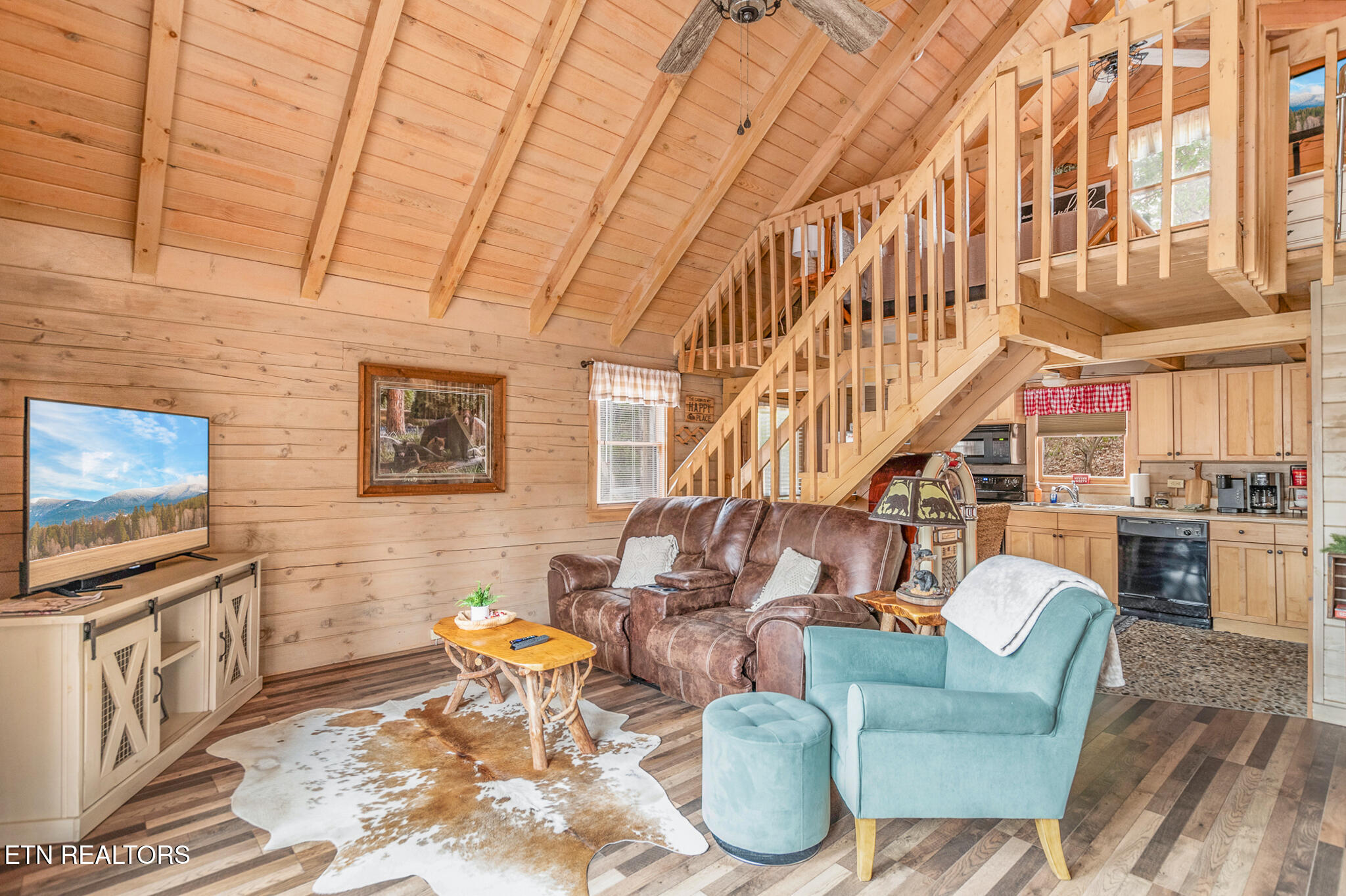 846 Maple Hill Way Gatlinburg, TN 37738 - Photo 4 of 25 DB7561C9-0575-498D-9ACD-111611077952