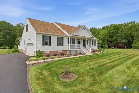 front view of house with a yard