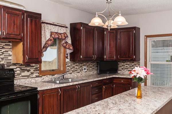 73 Brickett Street Springfield, MA 01119 - Photo 3 of 17 Gallery Image 3