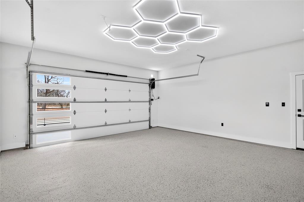 124 Aztec Drive Mabank, TX 75156 - Photo 31 of 33 View of garage