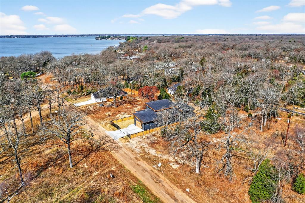 124 Aztec Drive Mabank, TX 75156 - Photo 32 of 33 Drone / aerial view of a large body of water