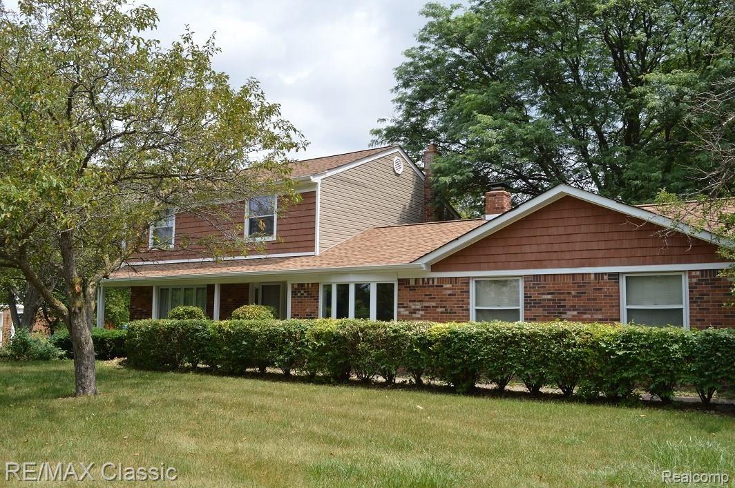 22000 Taft Road Northville, MI 48167 - Photo 1 of 27 Taft B.jpg