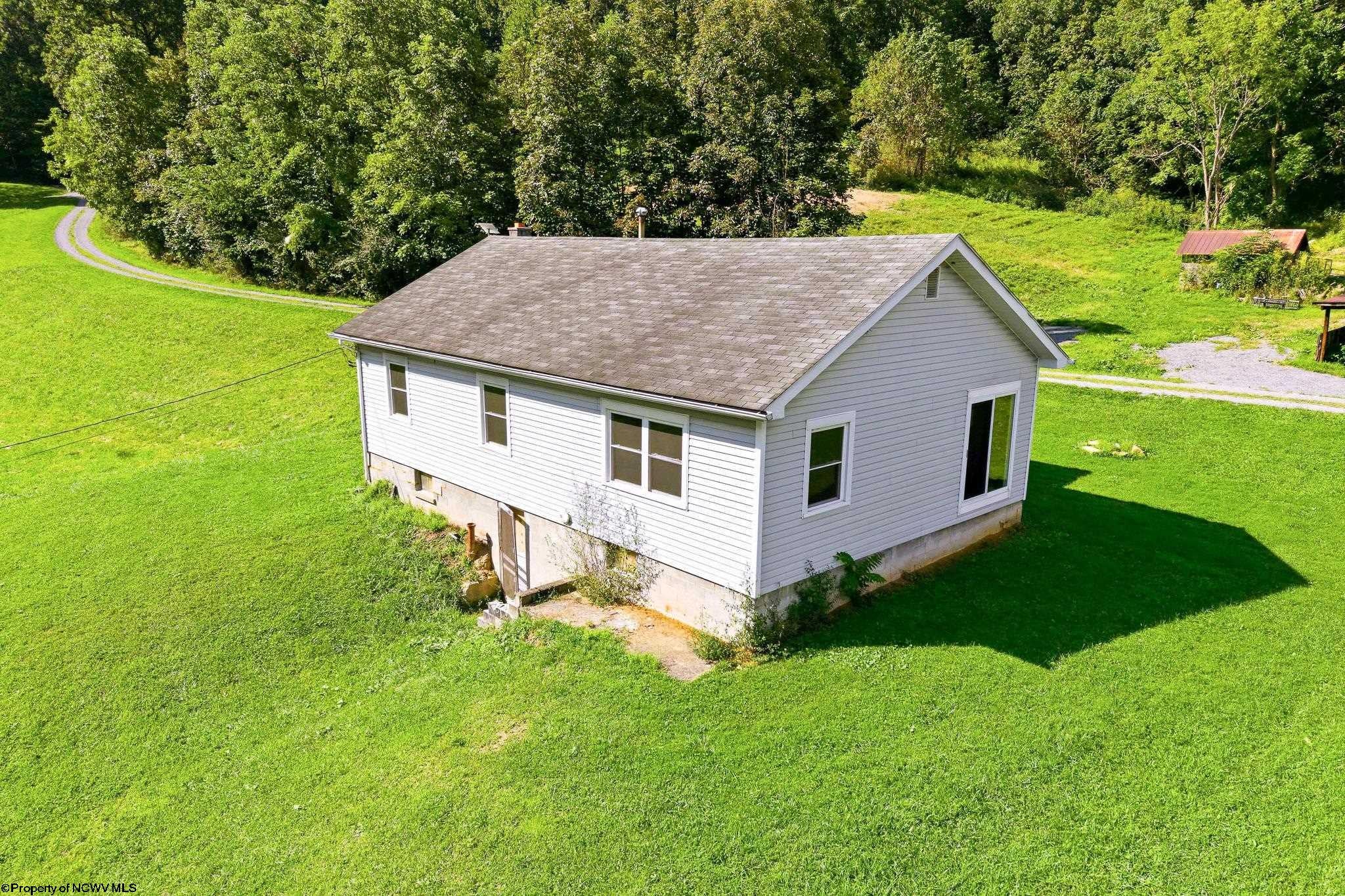 79 Liming Ridge Road Burton, WV 26562 - Photo 21 of 35 Gallery Image 21