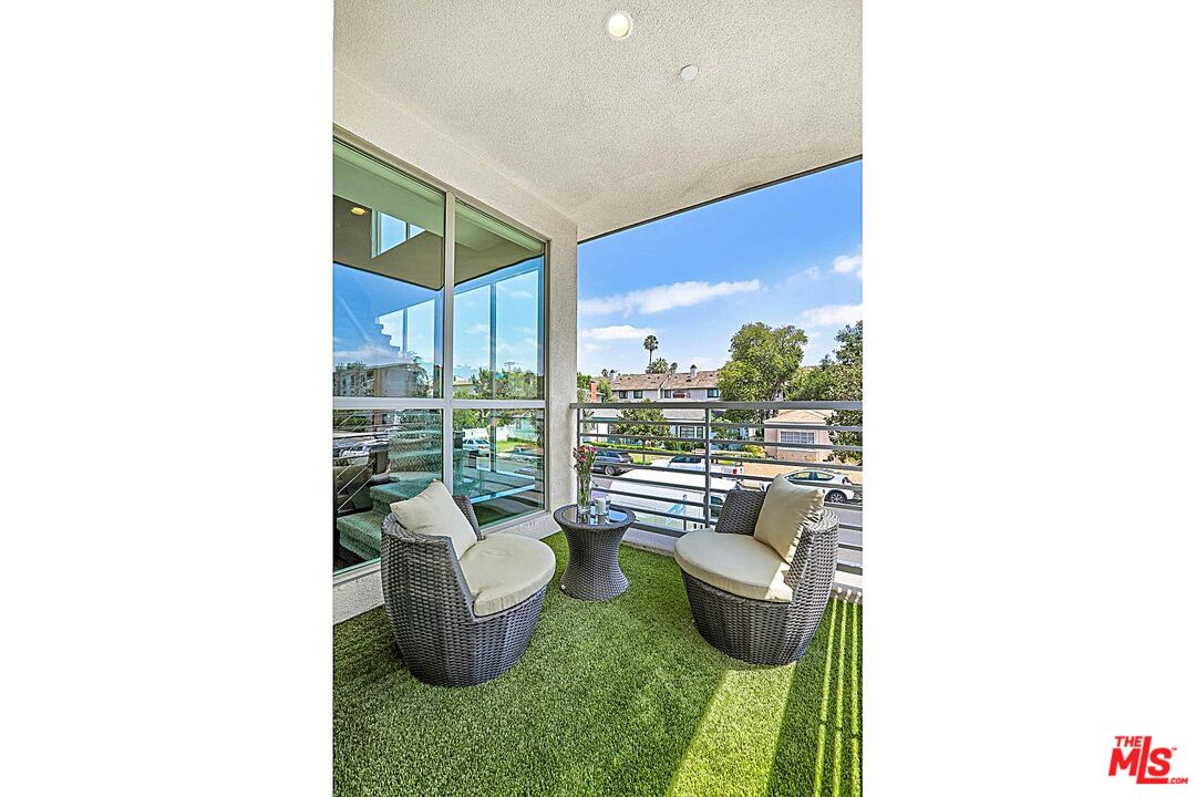 12003 Emery Lane Valley Village, CA 91607 - Photo 13 of 30