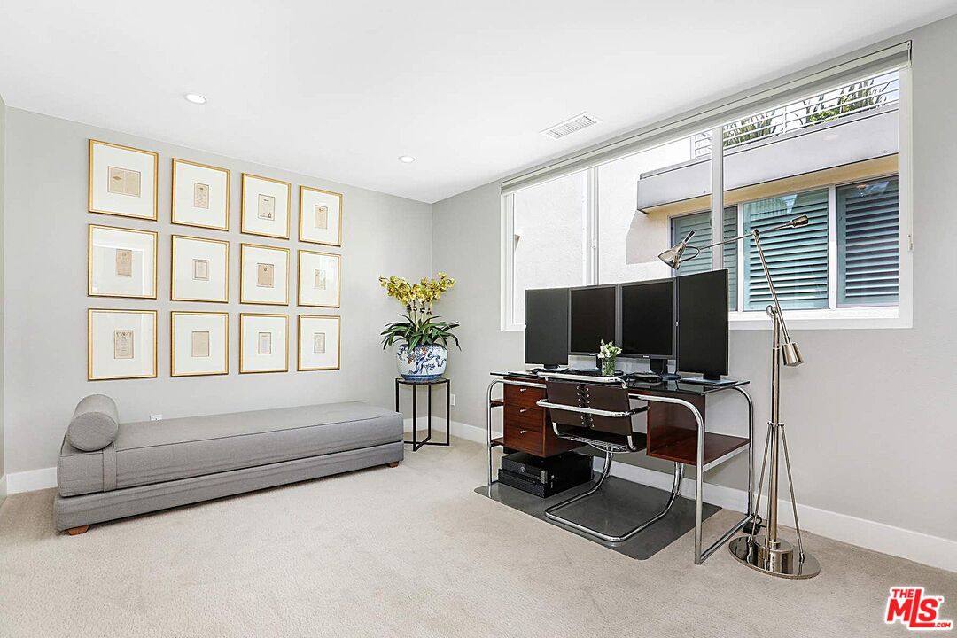 12003 Emery Lane Valley Village, CA 91607 - Photo 22 of 30