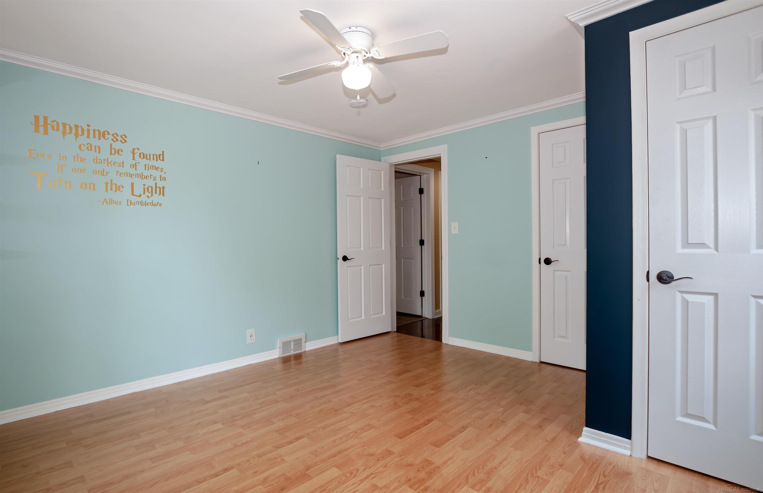 1772 Prestwick Road Grosse Pointe Woods, MI 48236 - Photo 36 of 58