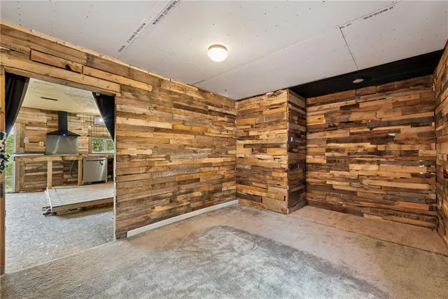 $120,000 | 135 Sandy Flat Road, Connellsville, PA 15425