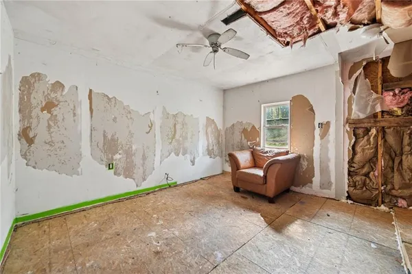 $80,000 | 135 Sandy Flat Road, Connellsville, PA 15425