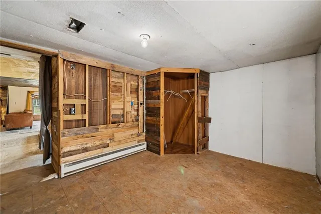 $120,000 | 135 Sandy Flat Road, Connellsville, PA 15425