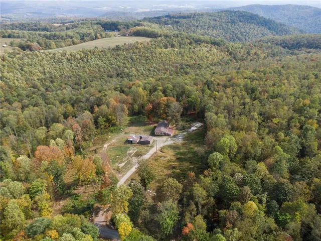 $120,000 | 135 Sandy Flat Road, Connellsville, PA 15425