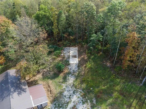 $80,000 | 135 Sandy Flat Road, Connellsville, PA 15425