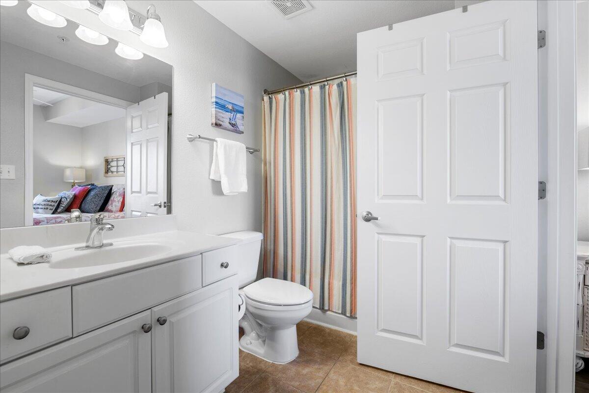 16819 Front Beach Road, Unit 2010 Panama City Beach, FL 32413 - Photo 9 of 25 Gallery Image 9