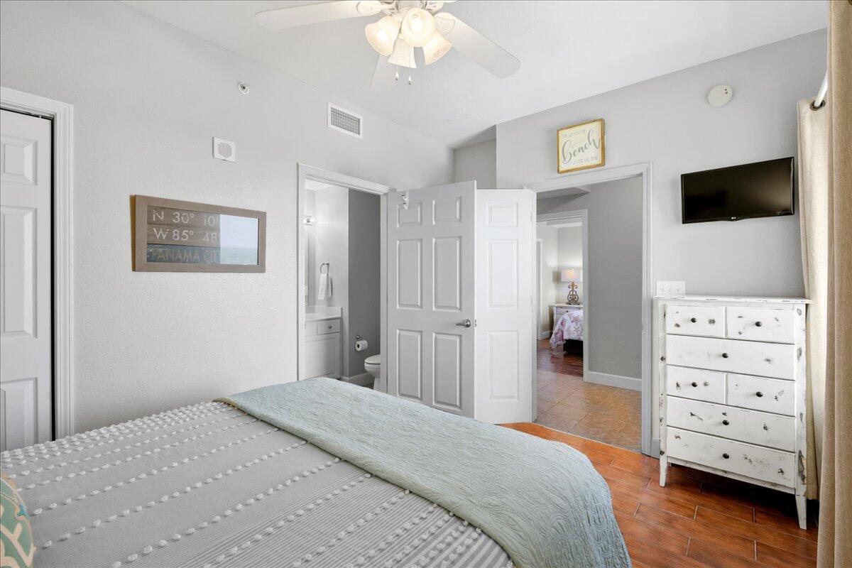 16819 Front Beach Road, Unit 2010 Panama City Beach, FL 32413 - Photo 10 of 25 Gallery Image 10