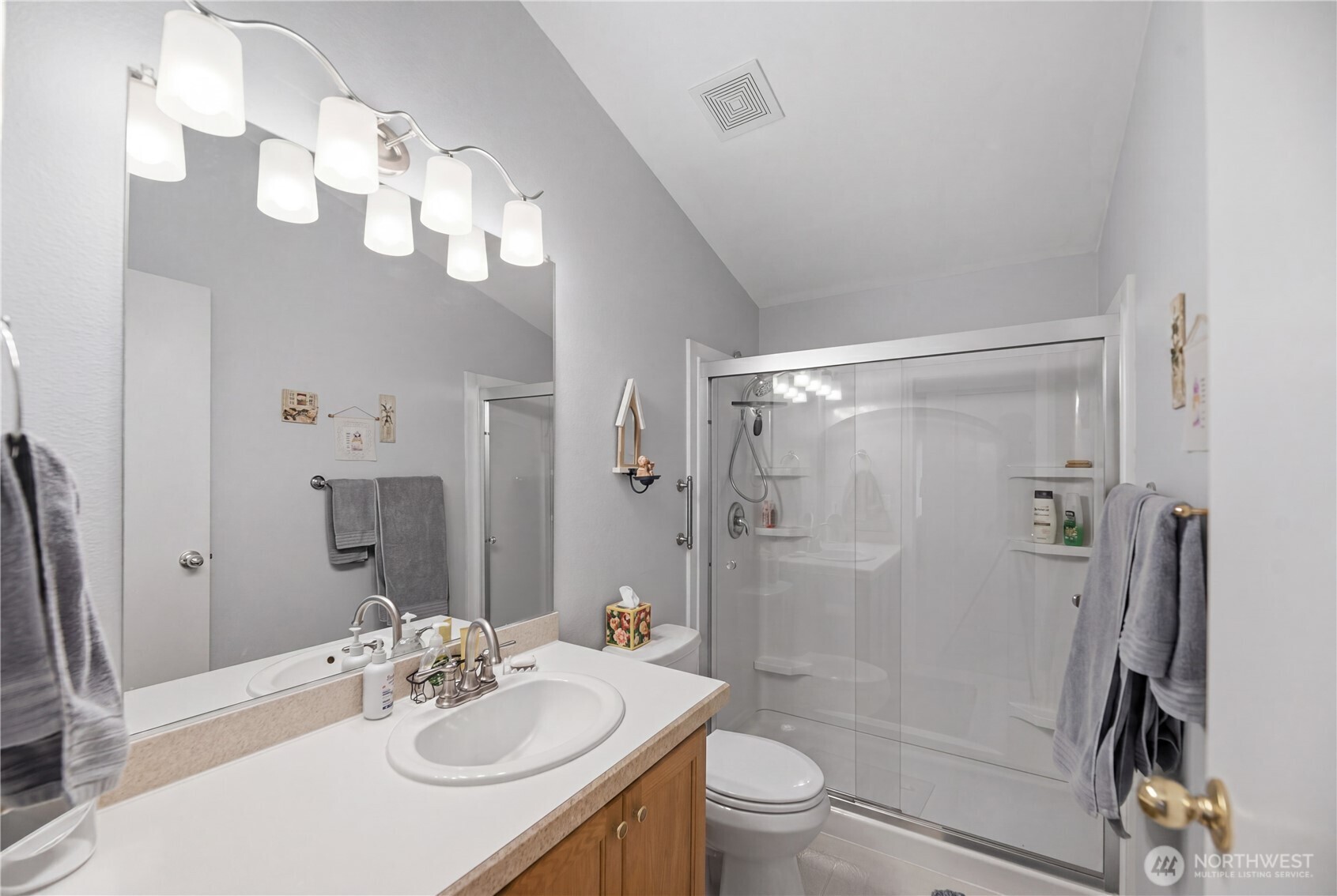 23825 15th Avenue Southeast, Unit 151 Bothell, WA 98021 - Photo 15 of 31