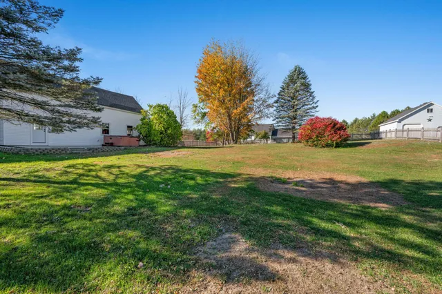 $359,000 | 325 Middle Road, Sabattus, ME 04280