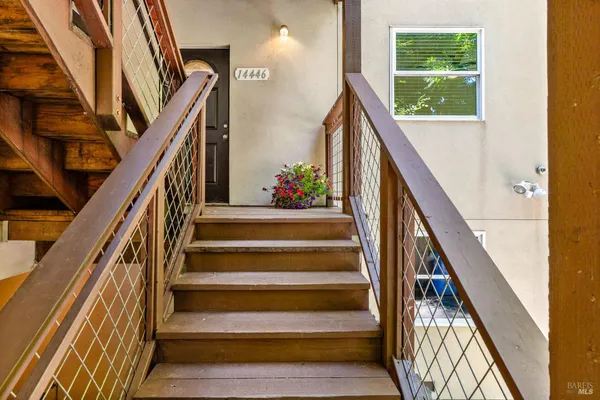a view of entryway