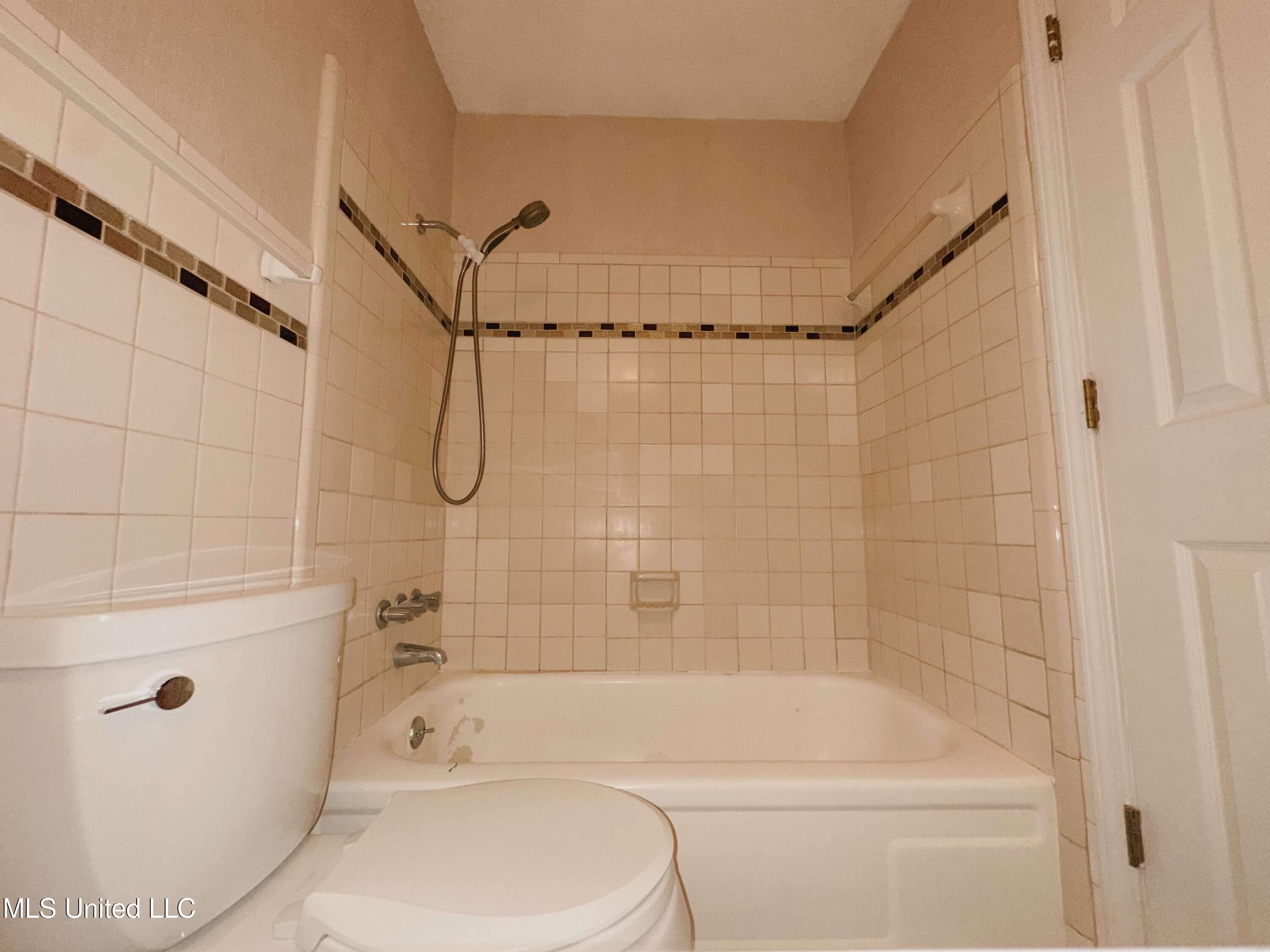 2231 Springwood Road Gautier, MS 39553 - Photo 21 of 27 IMG_5582