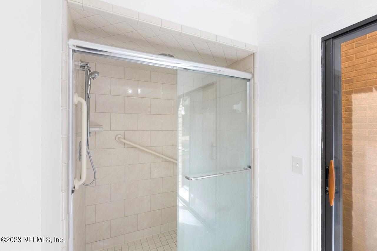 4309 Monument Road Jacksonville, FL 32225 - Photo 42 of 65 Owner's Bathroom