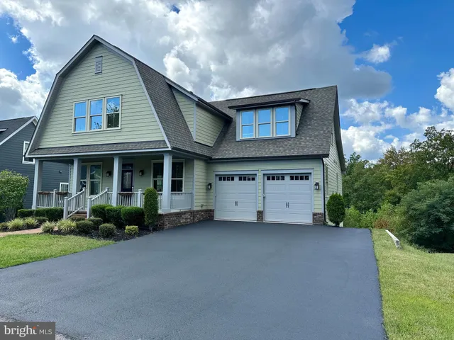 $4,400 | 17052 Silver Arrow Drive, Dumfries, VA 22026