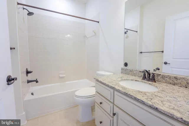 $4,400 | 17052 Silver Arrow Drive, Dumfries, VA 22026