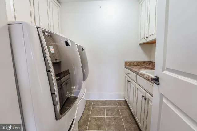 $4,400 | 17052 Silver Arrow Drive, Dumfries, VA 22026